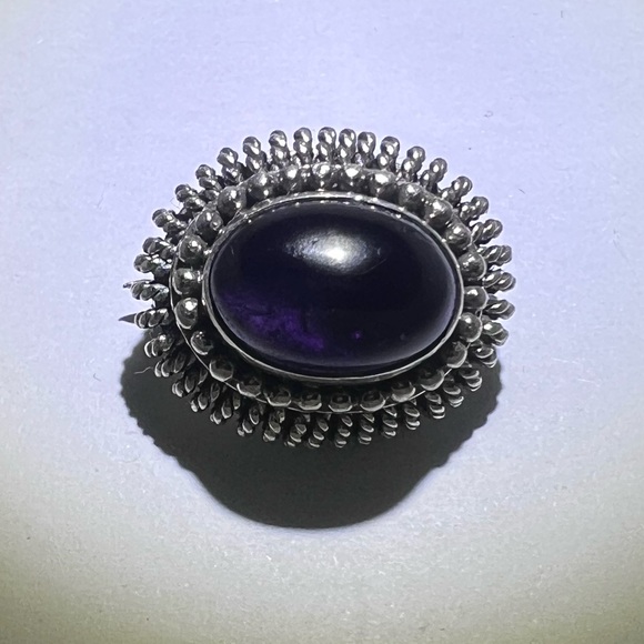 Vintage Sterling Silver Purple Cabochon Brooch - Picture 3 of 12